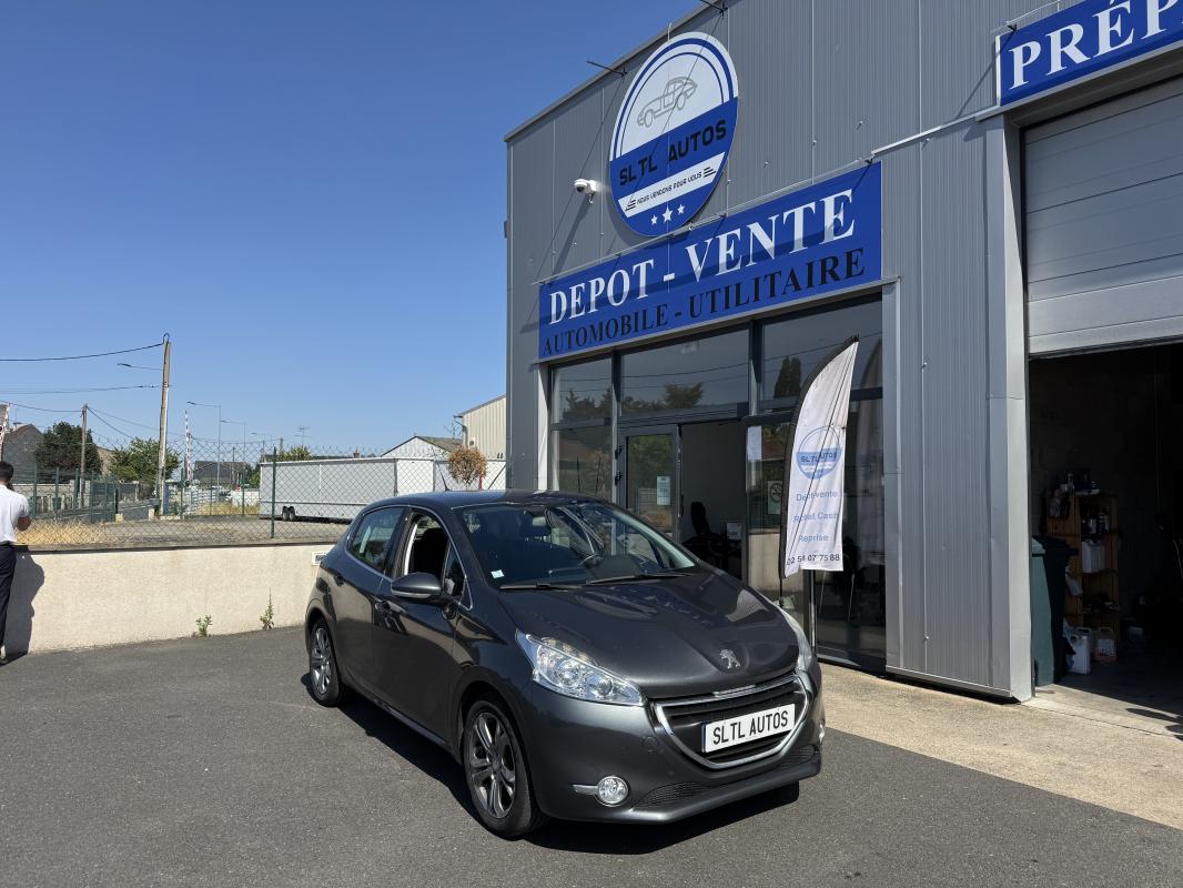 Peugeot 208 1.2 VTI 82 CH GARANTIE REPRISE POSSIBLE