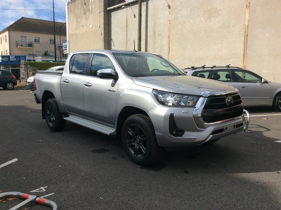 Toyota Hilux IV 4WD 2.8 D-4D 205 DOUBLE CABINE